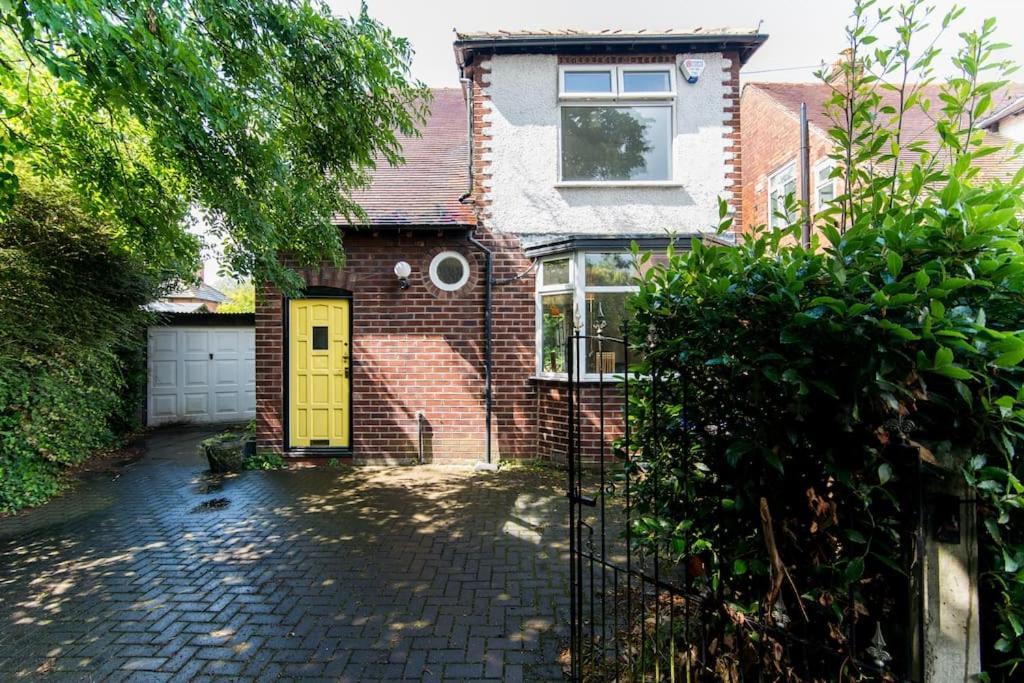 Fantastic, Modern 3 Bedroom House Manchester Exterior foto