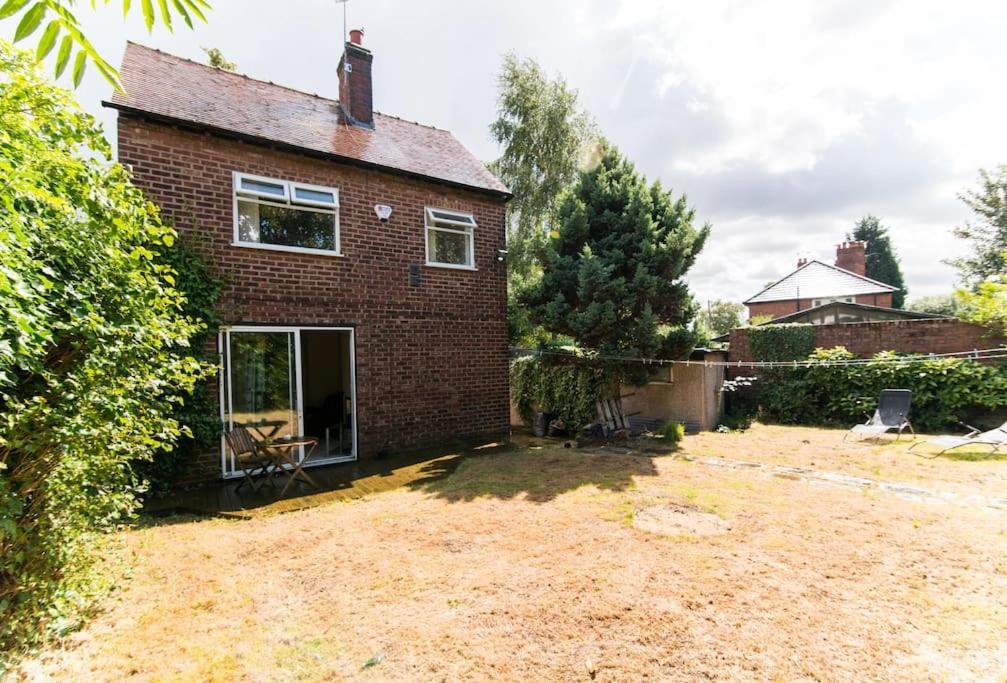Fantastic, Modern 3 Bedroom House Manchester Exterior foto